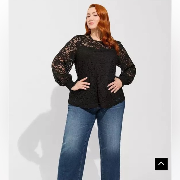 NWT Women’s Torrid Stretch Lace And Mesh Crew Neck Long Sleeve Top 4X - Picture 2 of 4